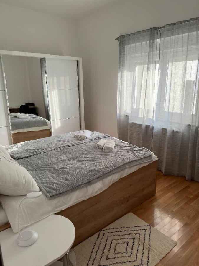 City Rent 1 Osijek Ngoại thất bức ảnh